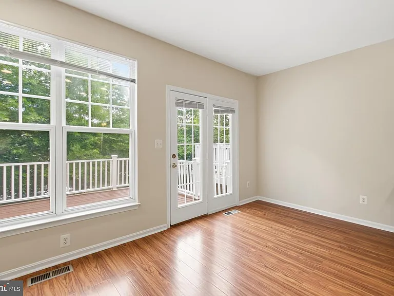 8108 Dove Cottage Ct — Photo 21