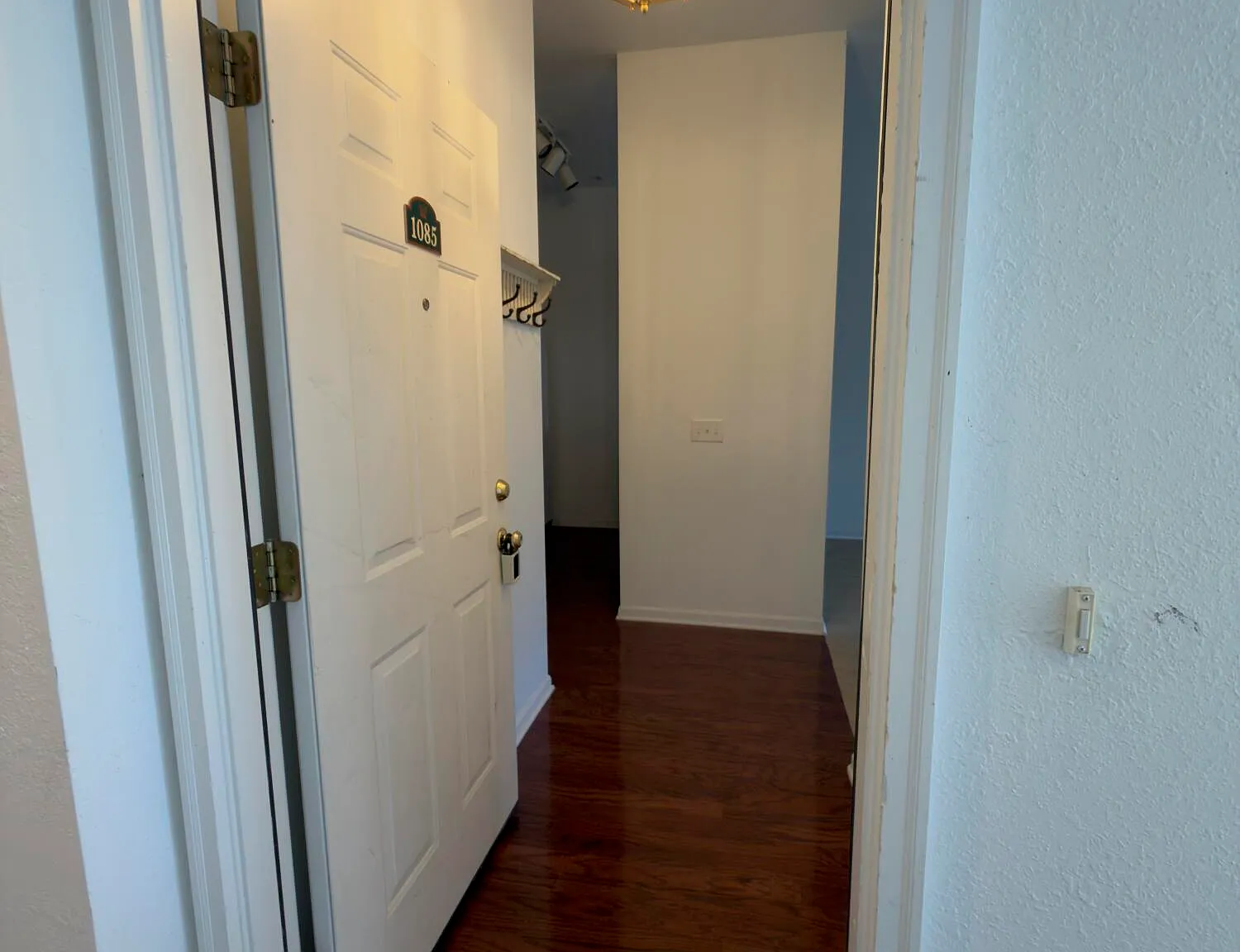 2 bed, 2.0 bath, 1160 sqft, $1,700 — Photo 4
