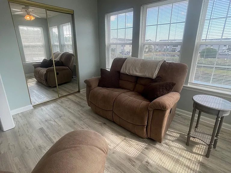 2266 Huntingdon Dr — Photo 11