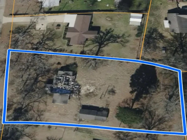 920 S Superior Rd, White Oak, TX 75693