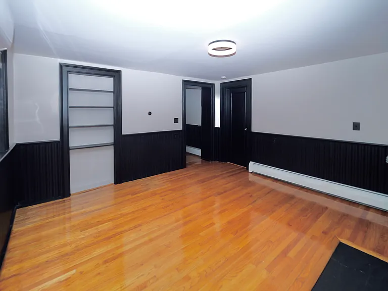4 Grand St #1 — Photo 8