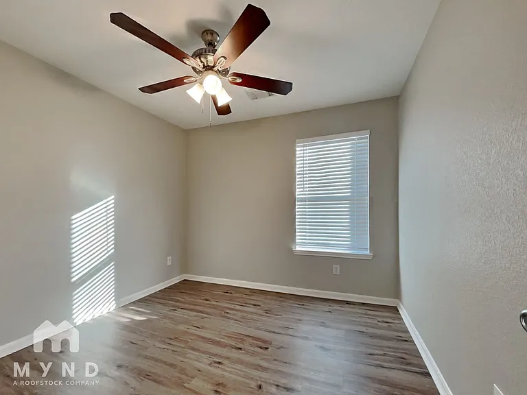 21307 Shadow River Ln — Photo 11
