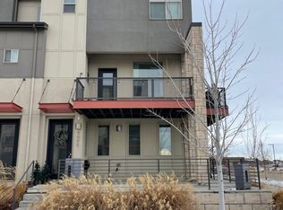 9095 E 49th Pl, Denver, CO 80238