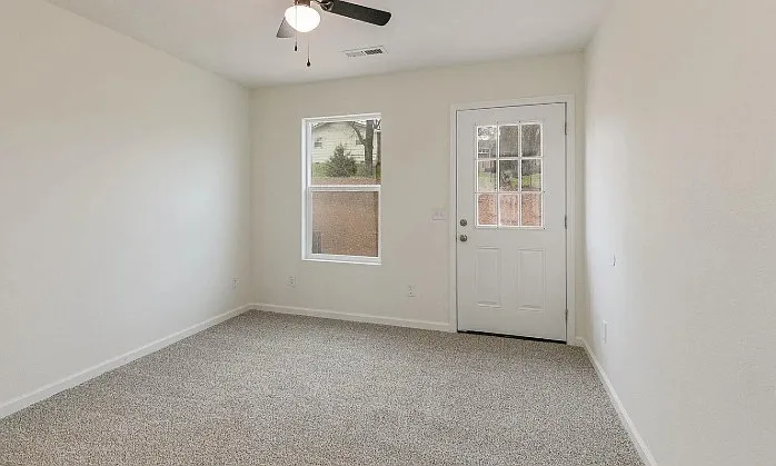 180 E Washington St #2 — Photo 10