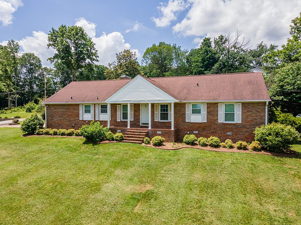 1st image of 1301 White Dr