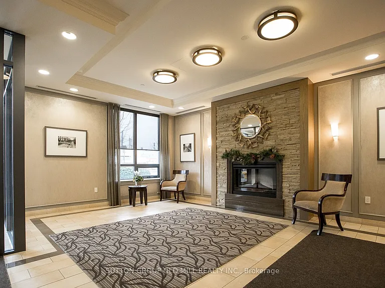61 Heintzman St #308 — Photo 21