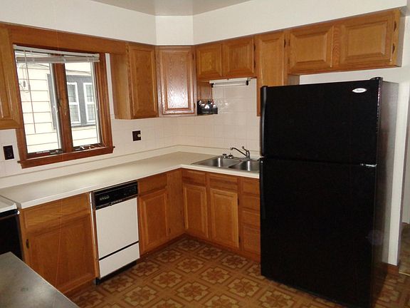 2nd image of 20 Crestwood Ave
