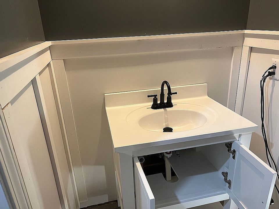 bathroom remodel 2022