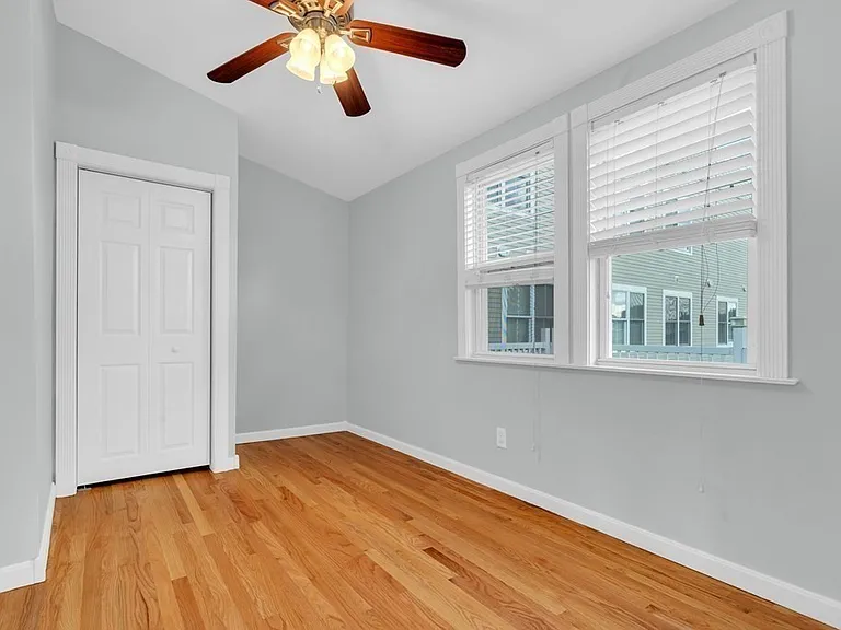 2 Kemp St #2 — Photo 8