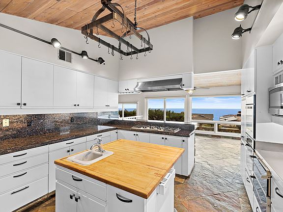 5th image of 4022 Calle Marlena