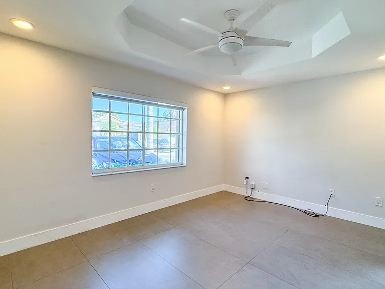 15044 SW 142nd Ter — Photo 6
