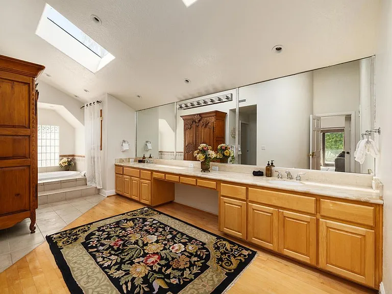 20780 Fortuna Del Norte — Photo 16