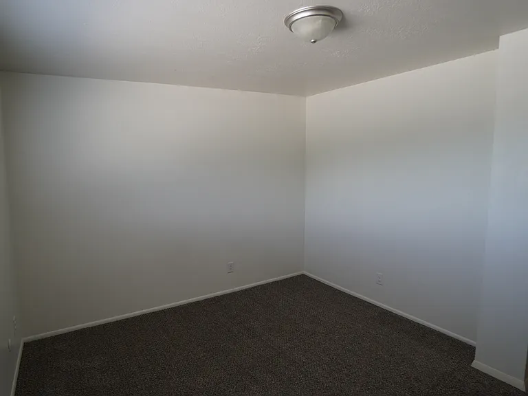 1273 E Gordon Ave — Photo 11