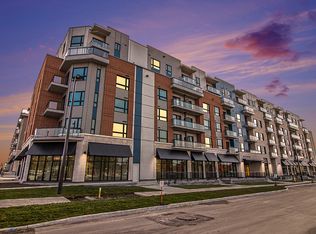 397 Codds Rd #606, Ottawa, ON K1K3X3