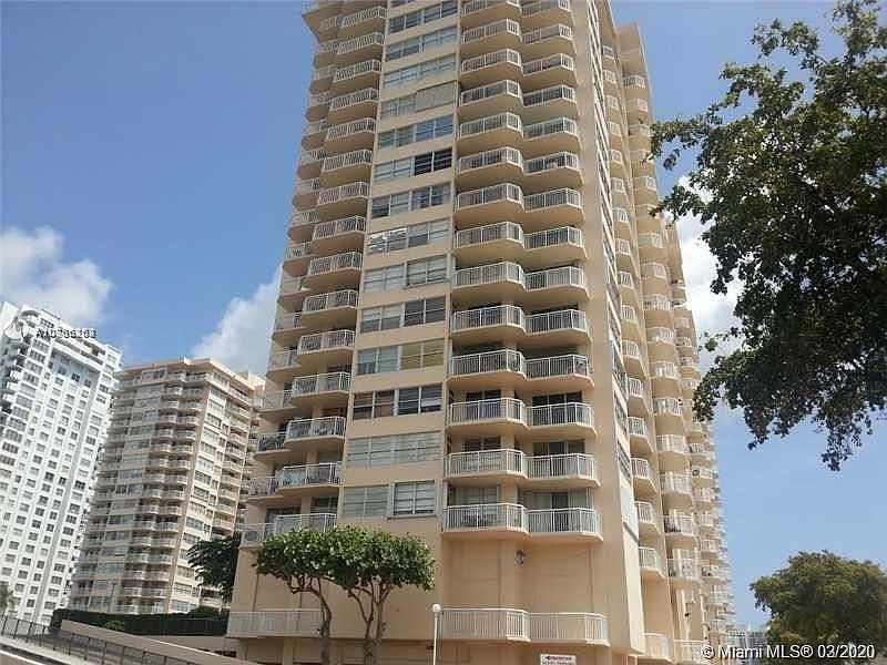 1st image of 18031 Biscayne Blvd APT 1903