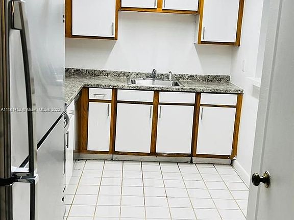 3rd image of 14830 Naranja Lakes Blvd #A2b