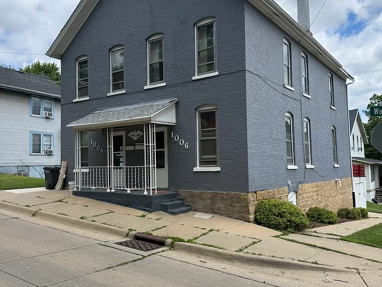1006 Walnut St #2 — Photo 1