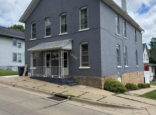 1006 Walnut St #2, Dubuque, IA 52001