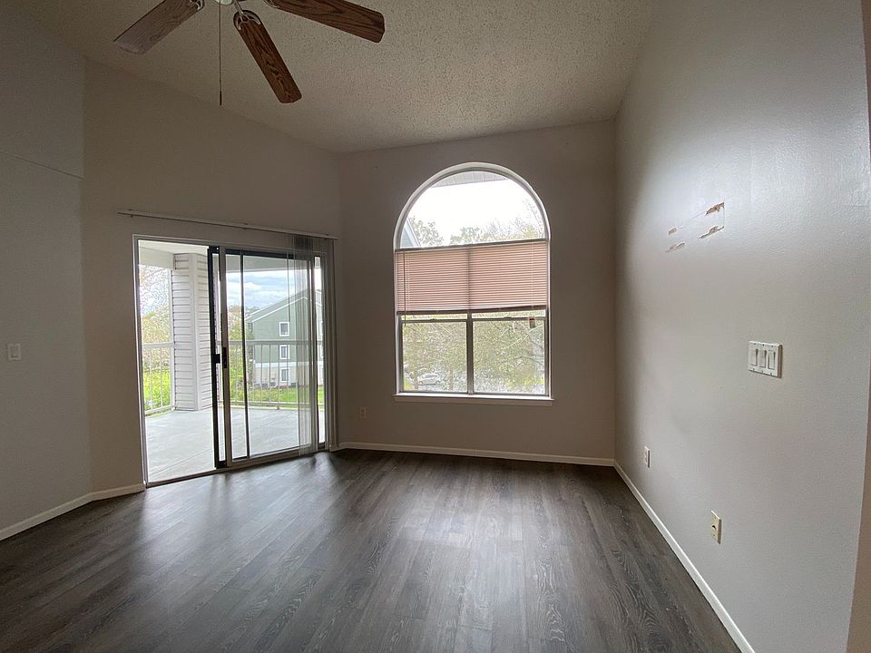 1st image of 2585 Grassy Point Dr Unit 307
