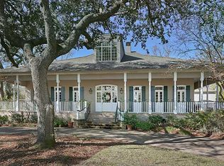 286 Citrus Rd, River Ridge, LA 70123