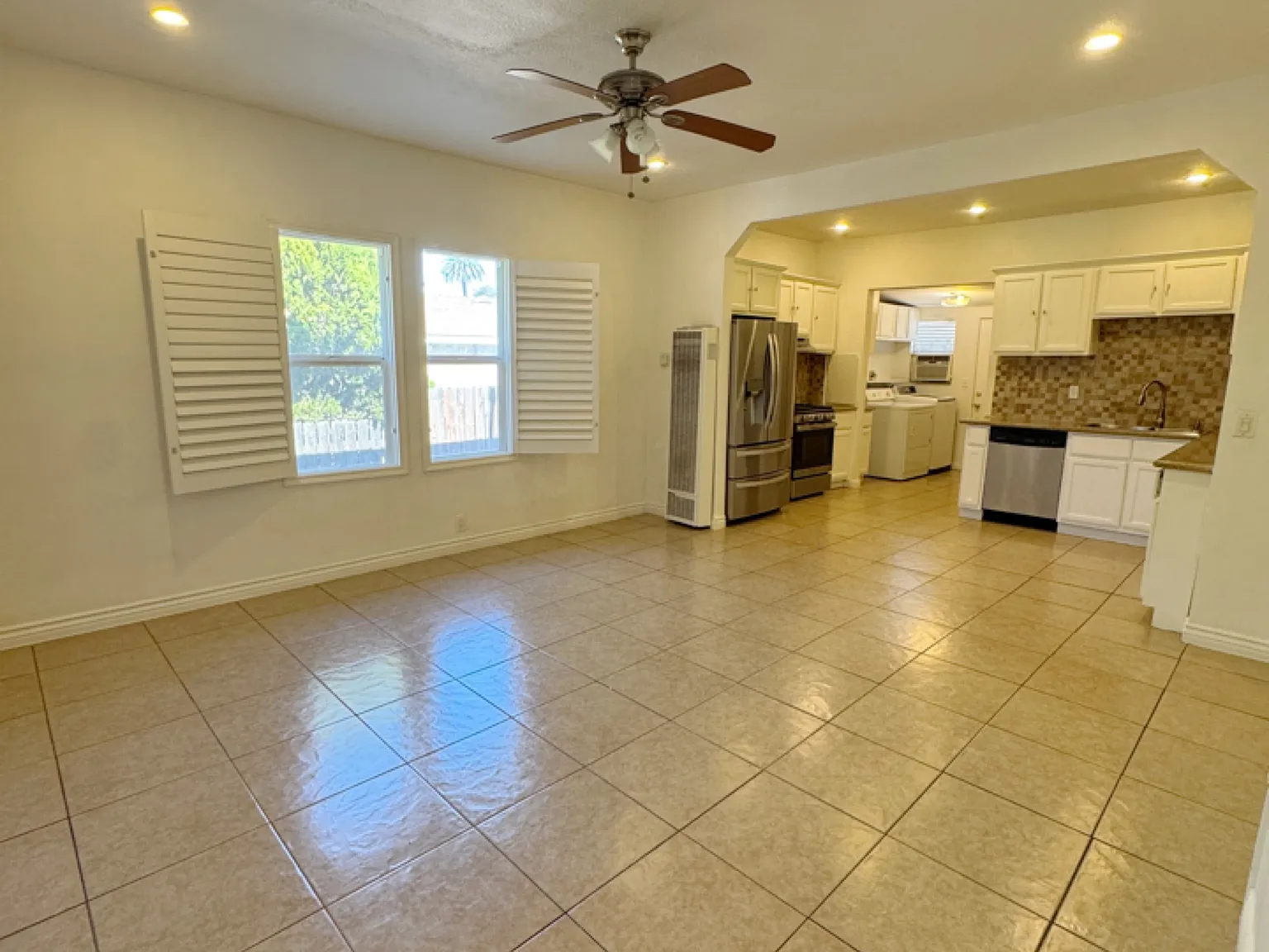 3 bed, 1528 sqft, $3,699 — Photo 2