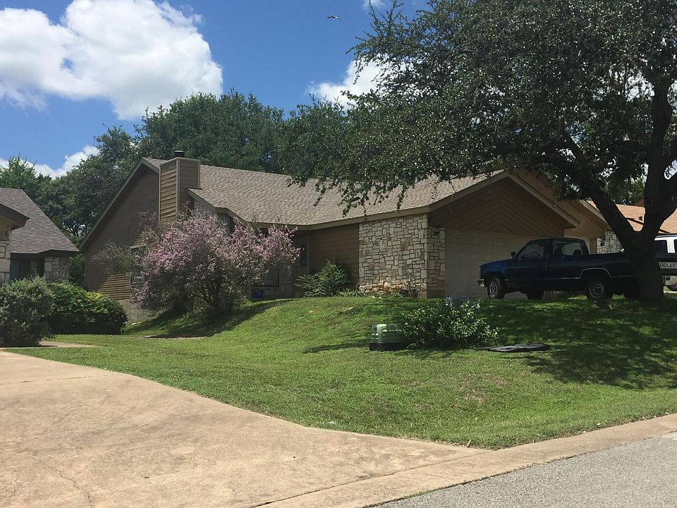 Duplex curb appeal
