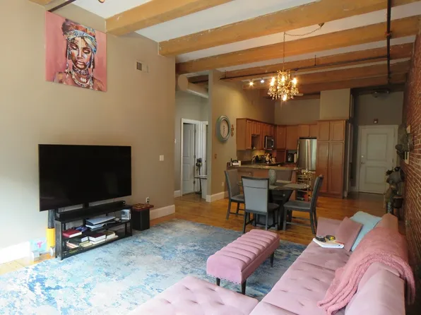 61 Market St Unit 2B, Lowell, MA 01852