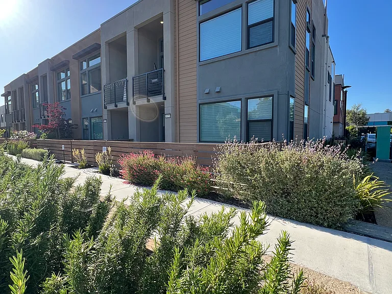 10250 Elder Pl — Photo 1
