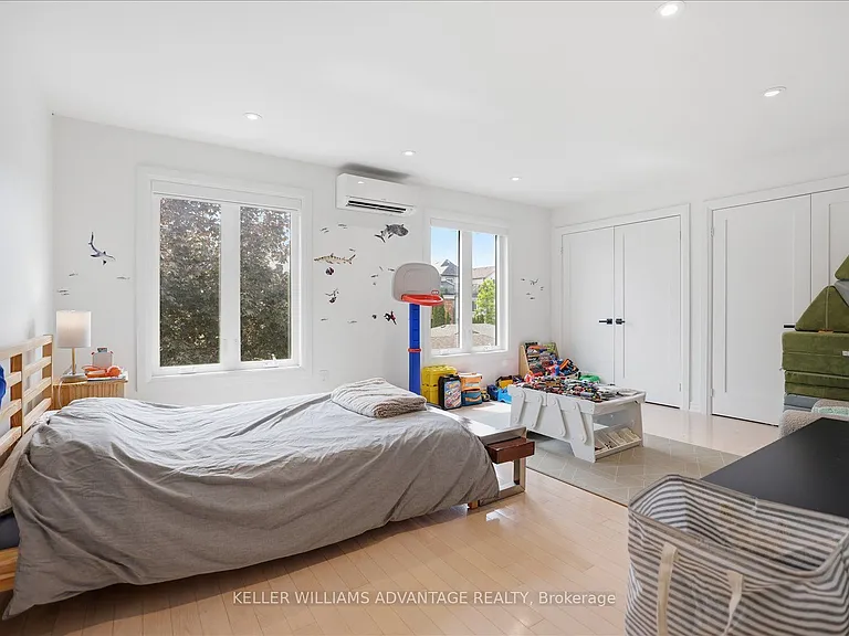 40 Sarah Ashbridge Ave #MAIN — Photo 18