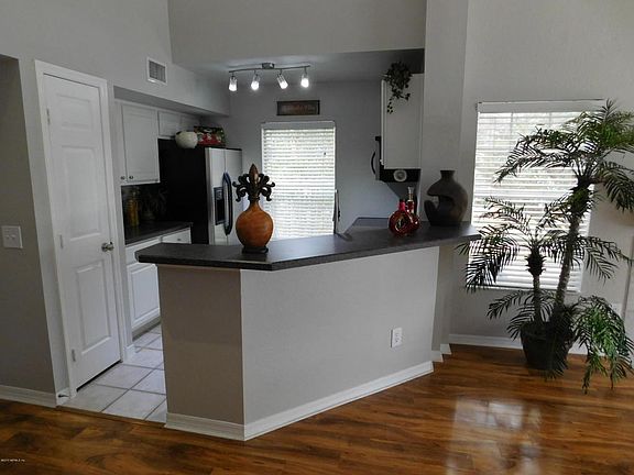 2nd image of 13703 Richmond Park Dr N APT 3309