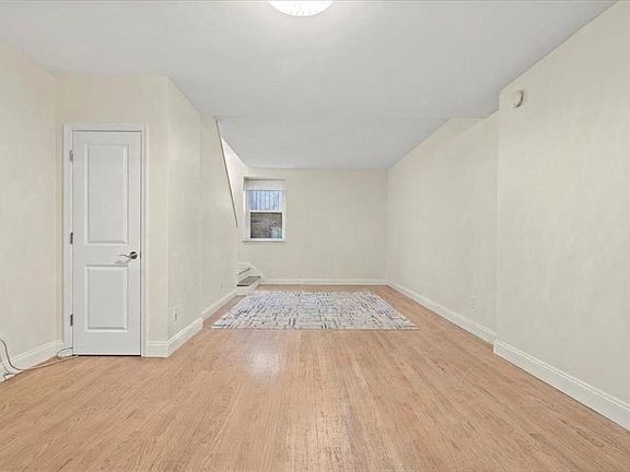 3rd image of 186 Wayne St APT 118D