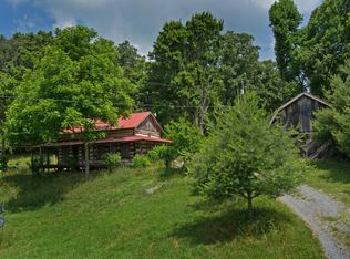 795 Eads Mountain Rd, Secondcreek, WV 24974