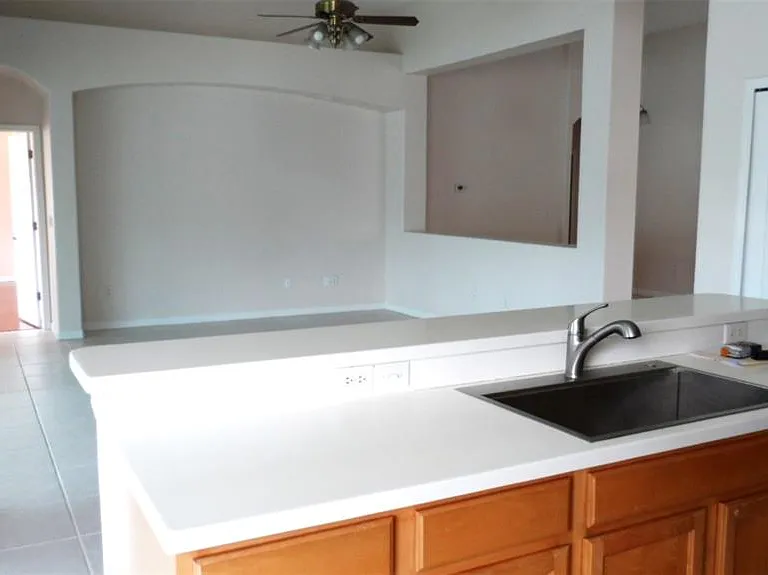 1029 Millebourne Way — Photo 4