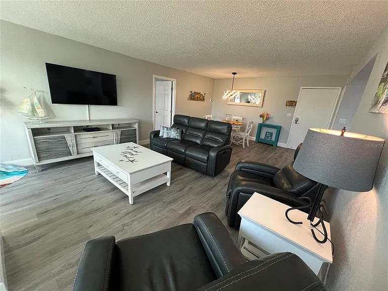 10216 Regal Dr #201 — Photo 9