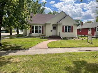 1901 University Ave, Grand Forks, ND 58203