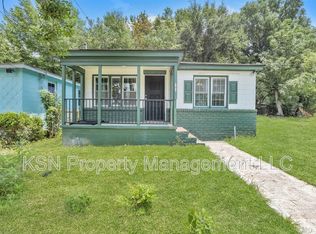 208 Fell St, Savannah, GA 31415