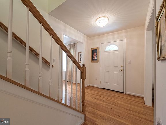 5th image of 2101 Wind Ln
