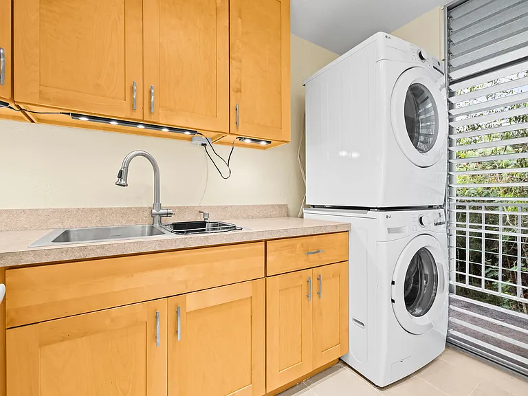 95-2057 Waikalani Pl #1 — Photo 3