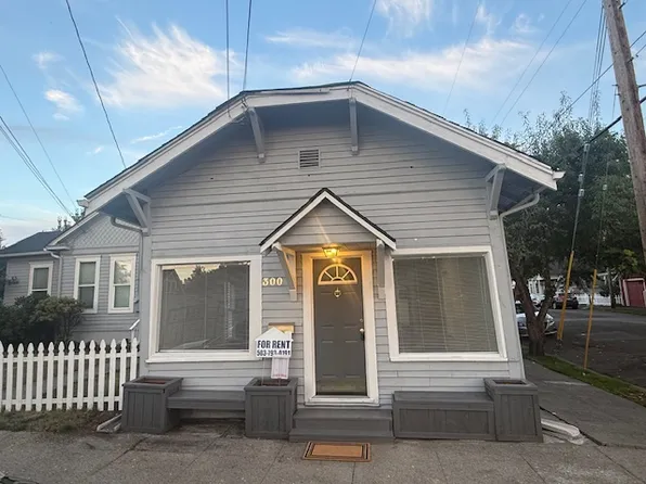 300 Center St #300, Oregon City, OR 97045