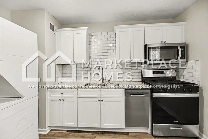 412 Todd St SE #C — Photo 8