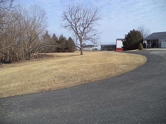 4th image of 15625 County Shop Rd