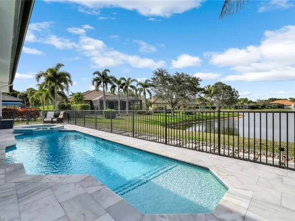 9809 Rocky Bank DR, NAPLES, FL 34109