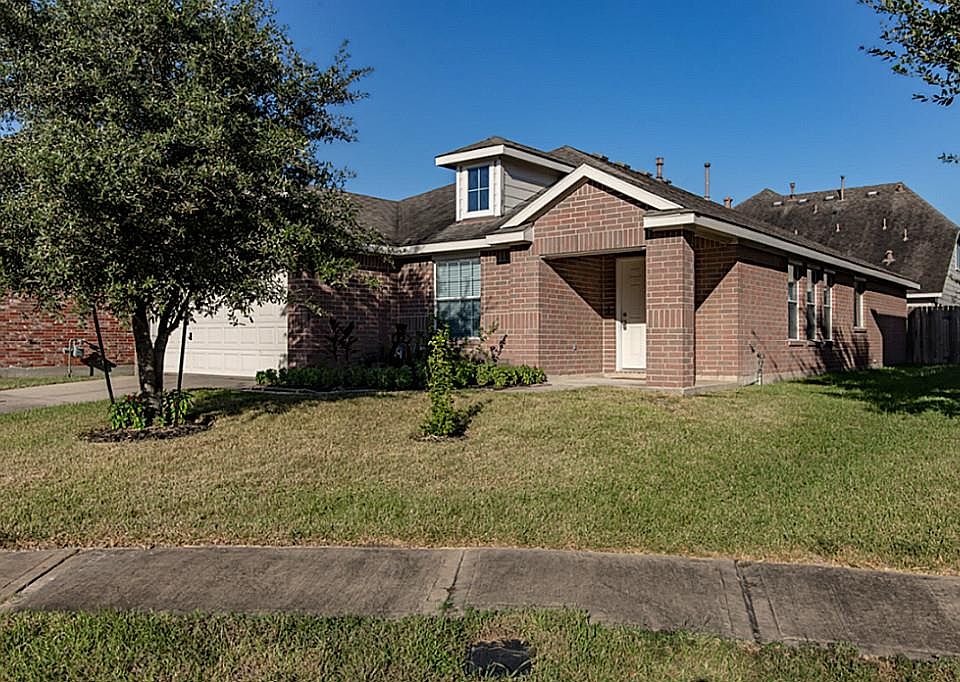 1st image of 8123 Sienna Trace Ct