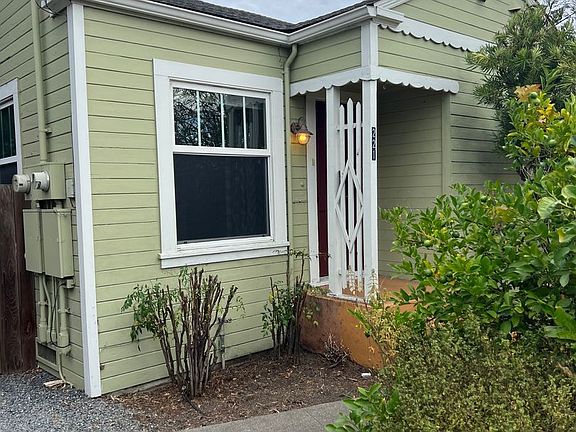 2nd image of 221 Wilson St