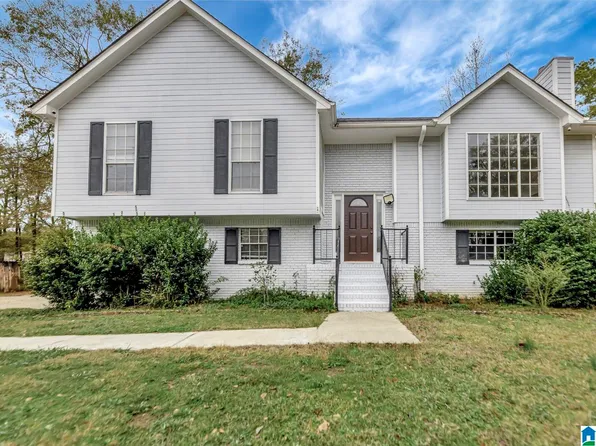 4710 Hollow Ln, Helena, AL 35080