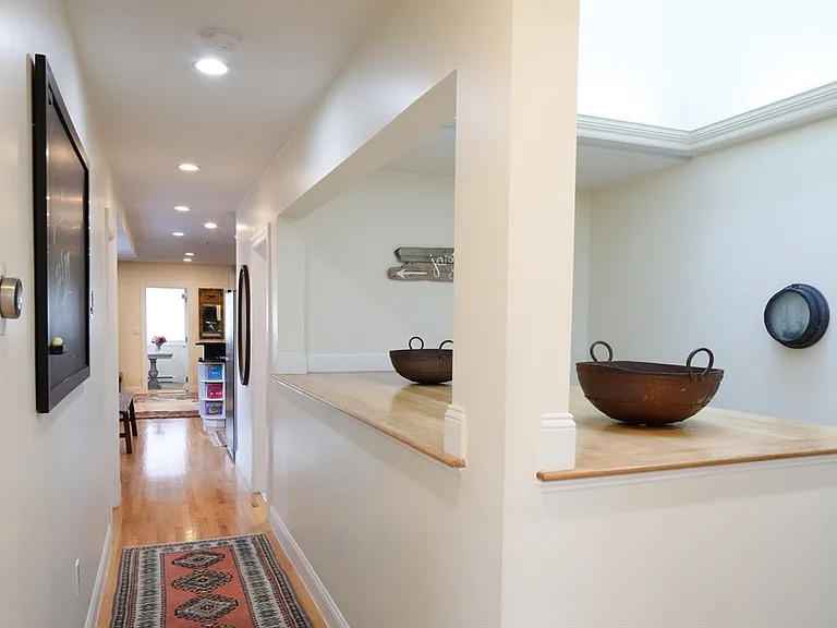 127 Cottage St #3 — Photo 6