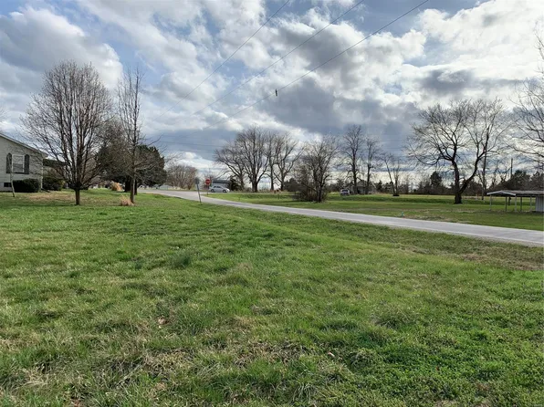 7 Anna Marie Dr, Jonesburg, MO 63351