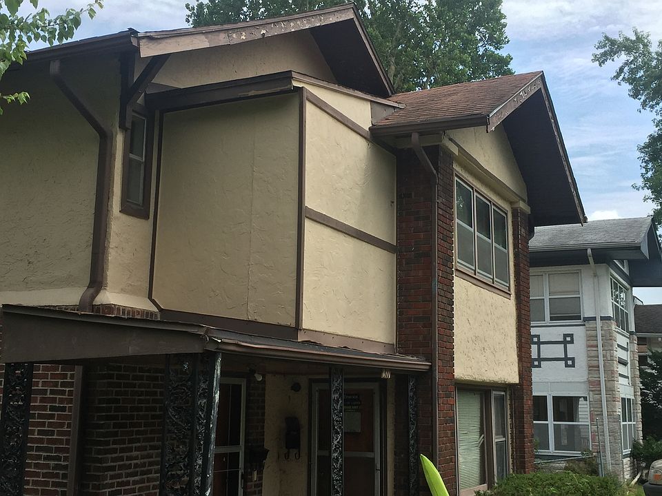 Building Photo 3
