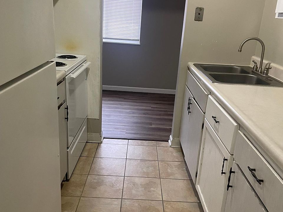3442 W Villa Rdg APT B4, Peoria, IL 61604 Zillow
