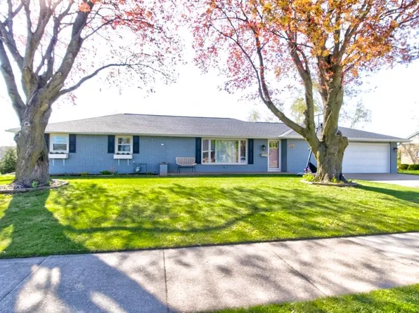 808 Gertrude St, Kaukauna, WI 54130